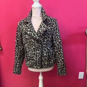 cupcakes & cashmere Leopard Print Teddy Jacket